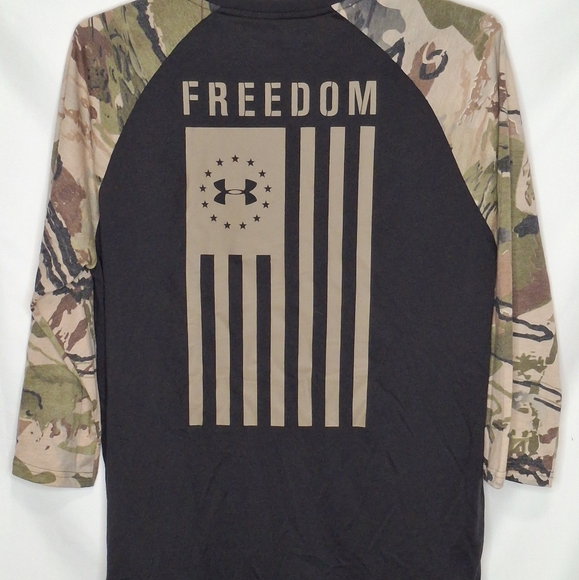 Under Armour Camo Freedom Medium - Picture 1 of 9
